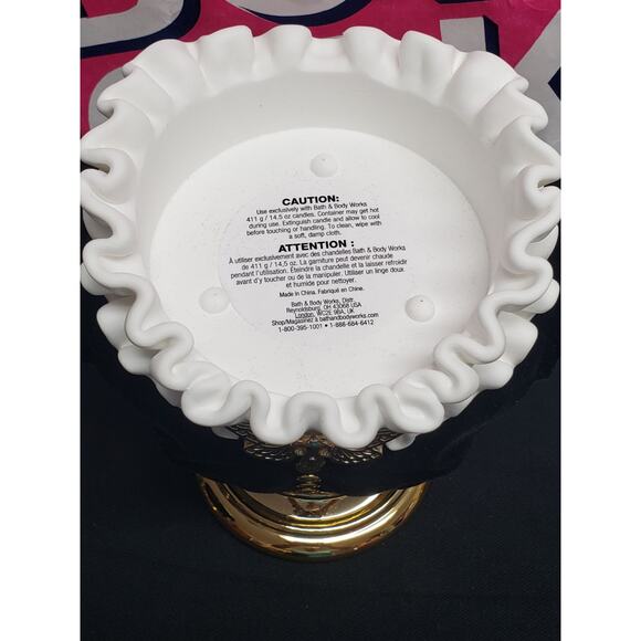 BBW Headless Madam Halloween 3 Wick Candle Holder Pedestal Large - Picture 2 of 3